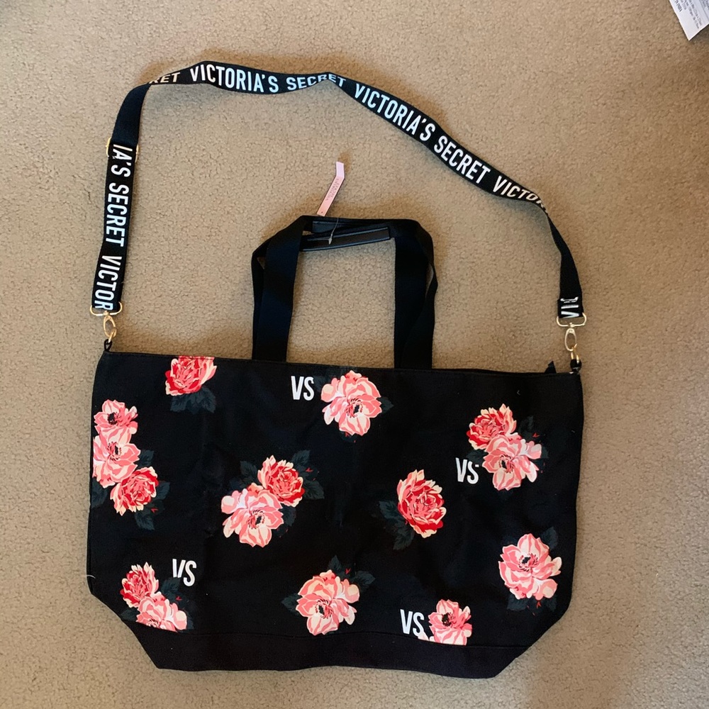 Victoria’s Secret Weekend Rose Tote